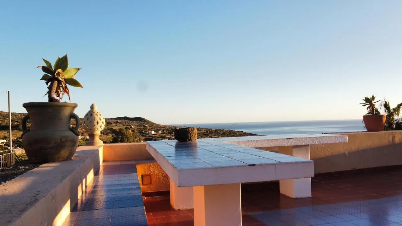 Pantelleria Dammusi Belvedere Scauri  Italia
