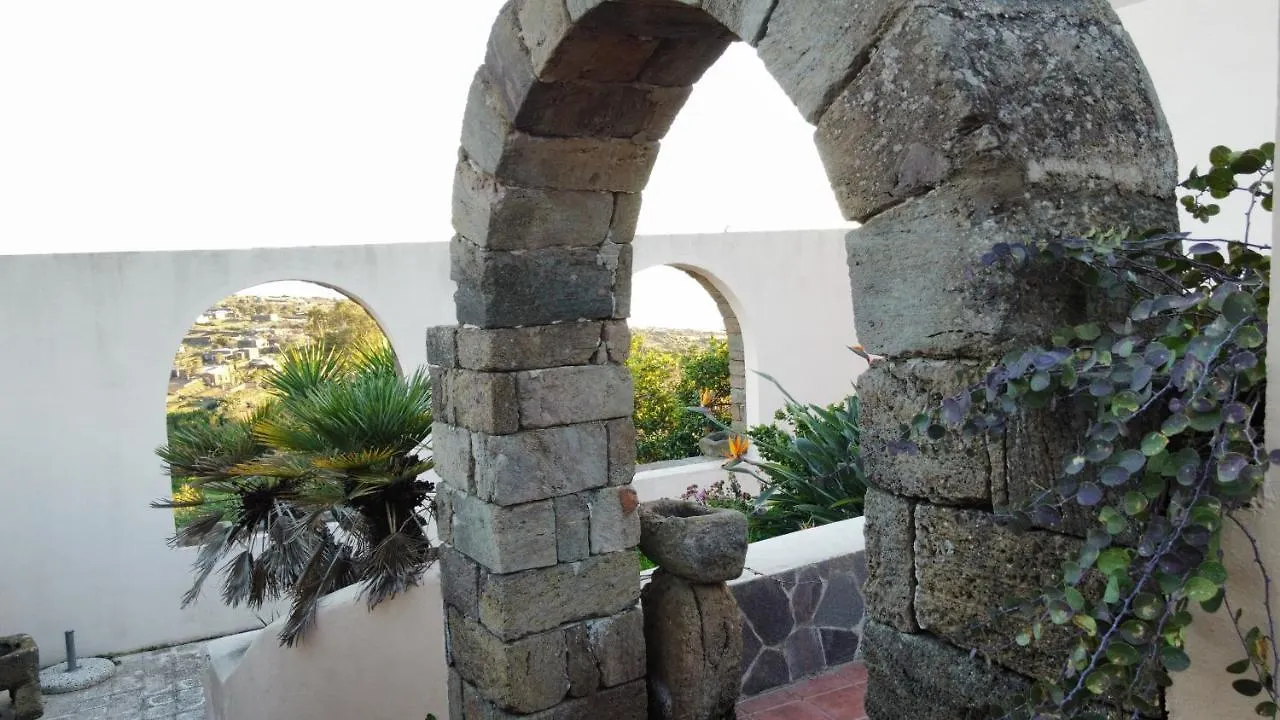 Pantelleria Dammusi Belvedere Scauri  Italia