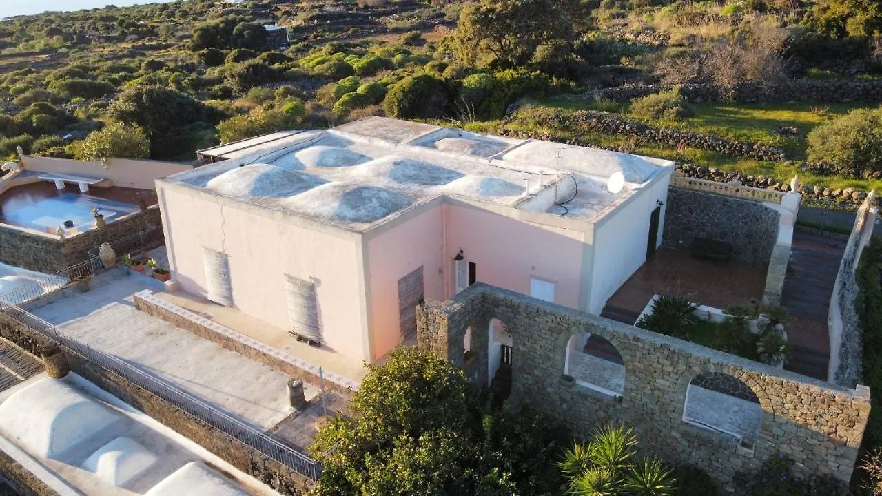 Casa vacanze Pantelleria Dammusi Belvedere Scauri  Italia