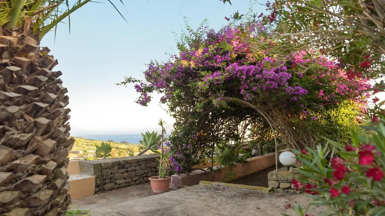 Pantelleria Dammusi Belvedere Scauri  0*, Scauri (Sicily)